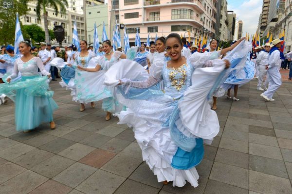 Qu Hacer En Guayaquil En Sus Fiestas Julianas Dialoguemos